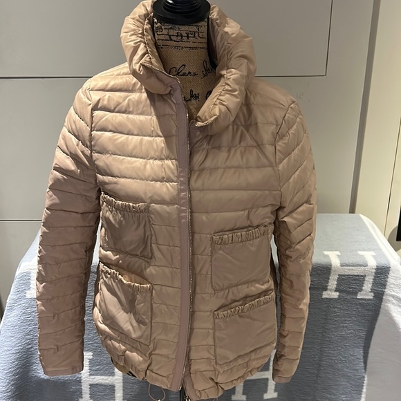 Zara. Women’s light weight down filled puffer. Blush colored. Size large. - Picture 1 of 6